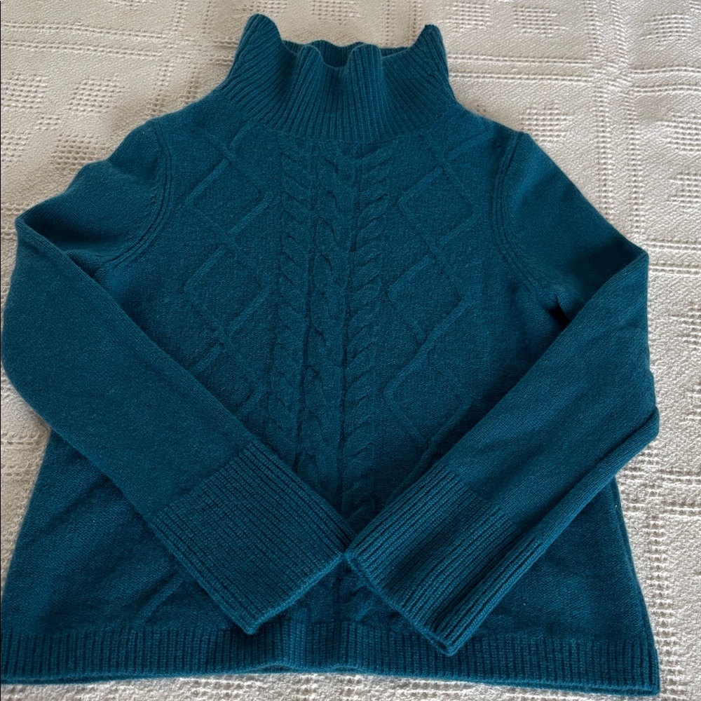 Talbots Cashmere Cable Knit 
Women's Sweater‎ - Picture 14 of 14